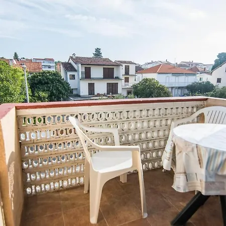 Guest house Sobe Rolo Uz 3*