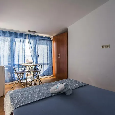 Sobe Rolo Uz Guest house Biograd Na Moru