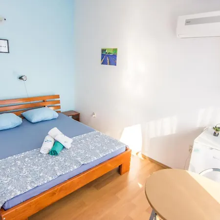 Sobe Rolo Uz Vendégház Biograd na Moru